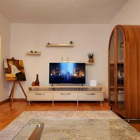 The Vintage Near Center 24h Check-in Apartment